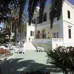 Paradiso Hotel 4*