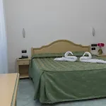 Hotel Paradiso