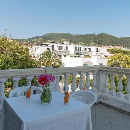 Ξενοδοχείο Paradiso Ίσκια