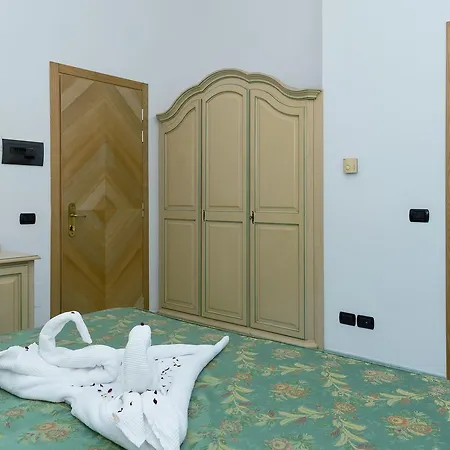 Paradiso Ξενοδοχείο Ίσκια