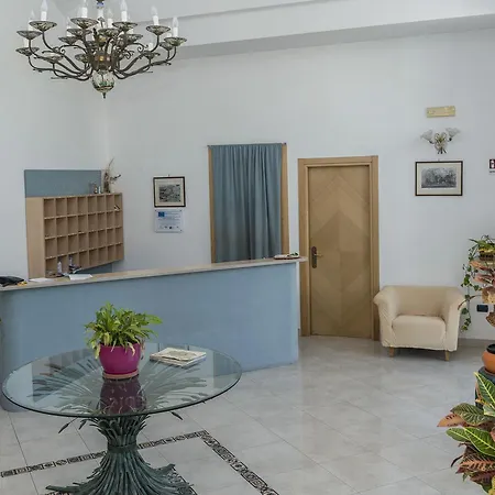 Ξενοδοχείο Paradiso