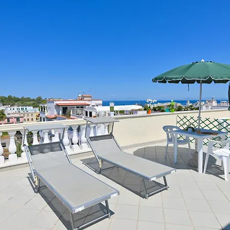 Paradiso 4*