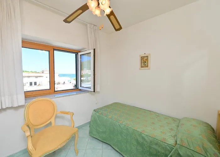 Paradiso Ξενοδοχείο 4*